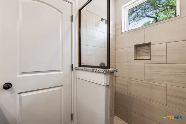 $1,600 | 192 Weatherby Drive, Spring Branch, TX 78070