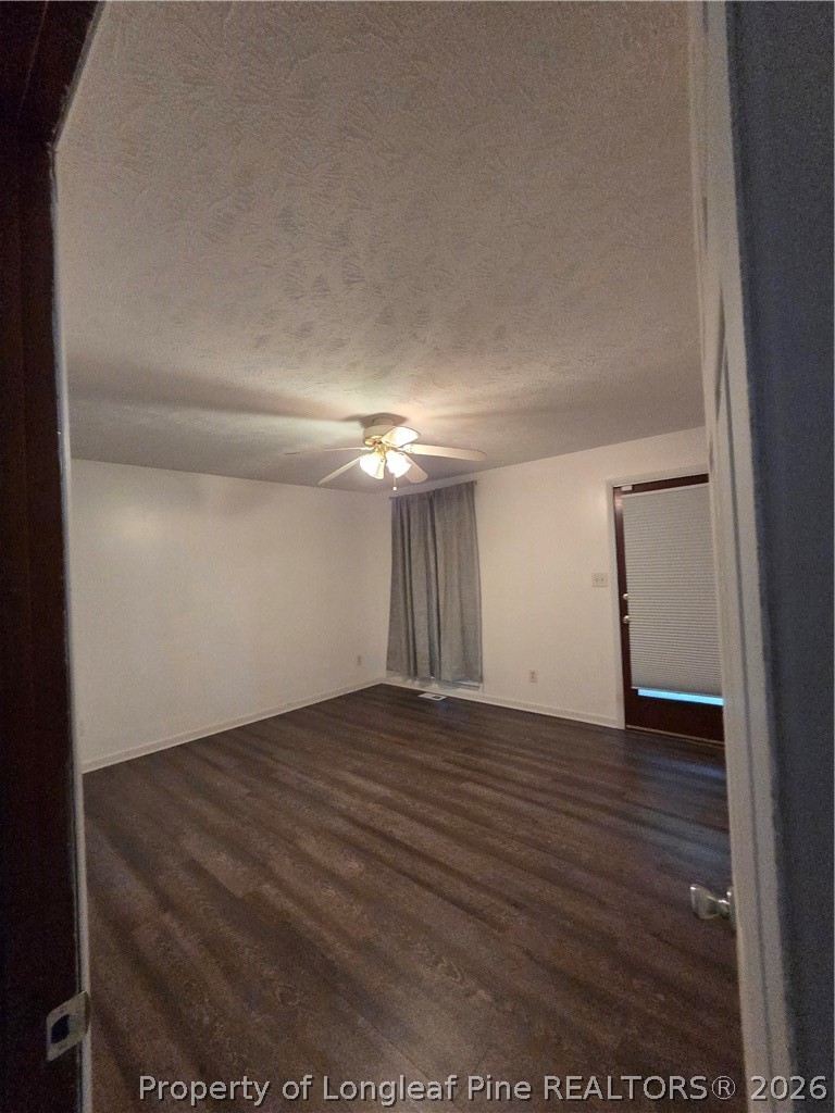 5611 Nix Road Fayetteville, NC 28314 - Photo 5 of 10