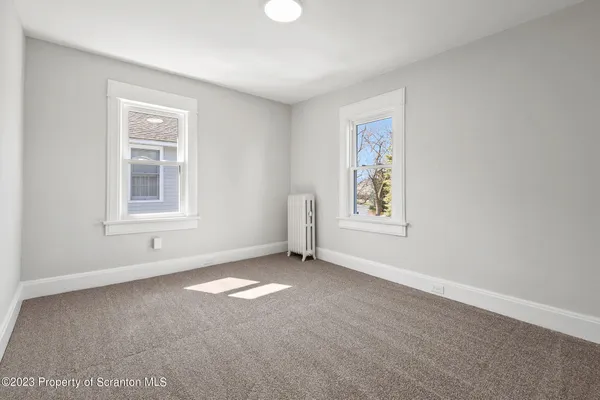 $3,200 | 1605 Roosevelt Street, Dunmore, PA 18512