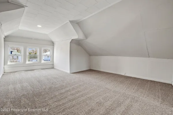 $3,200 | 1605 Roosevelt Street, Dunmore, PA 18512