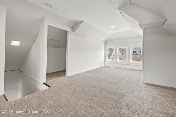 $3,200 | 1605 Roosevelt Street, Dunmore, PA 18512