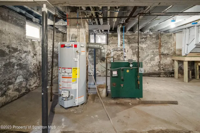 $3,200 | 1605 Roosevelt Street, Dunmore, PA 18512