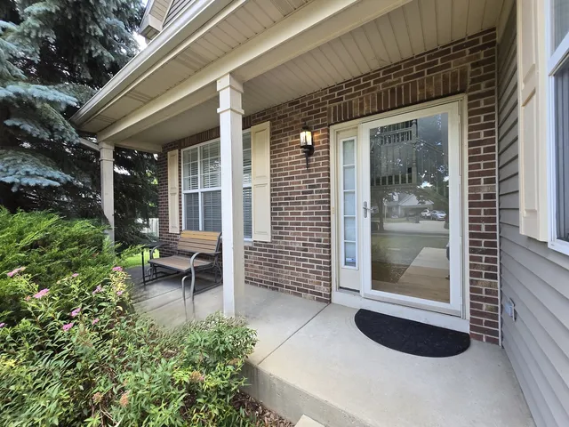 $3,250 | 1204 Frederick Court, Elgin, IL 60120