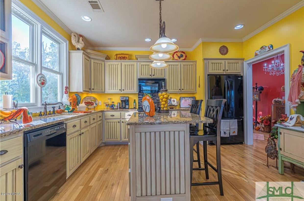 367 Rambling Rose Drive Sparta, GA 31087 - Photo 6 of 22 Kitchen View