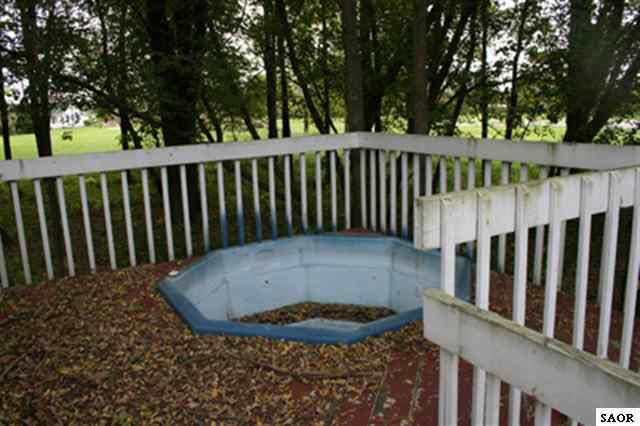4037 East Grand River Road Bancroft, MI 48414 - Photo 3 of 6 41411-2.JPG