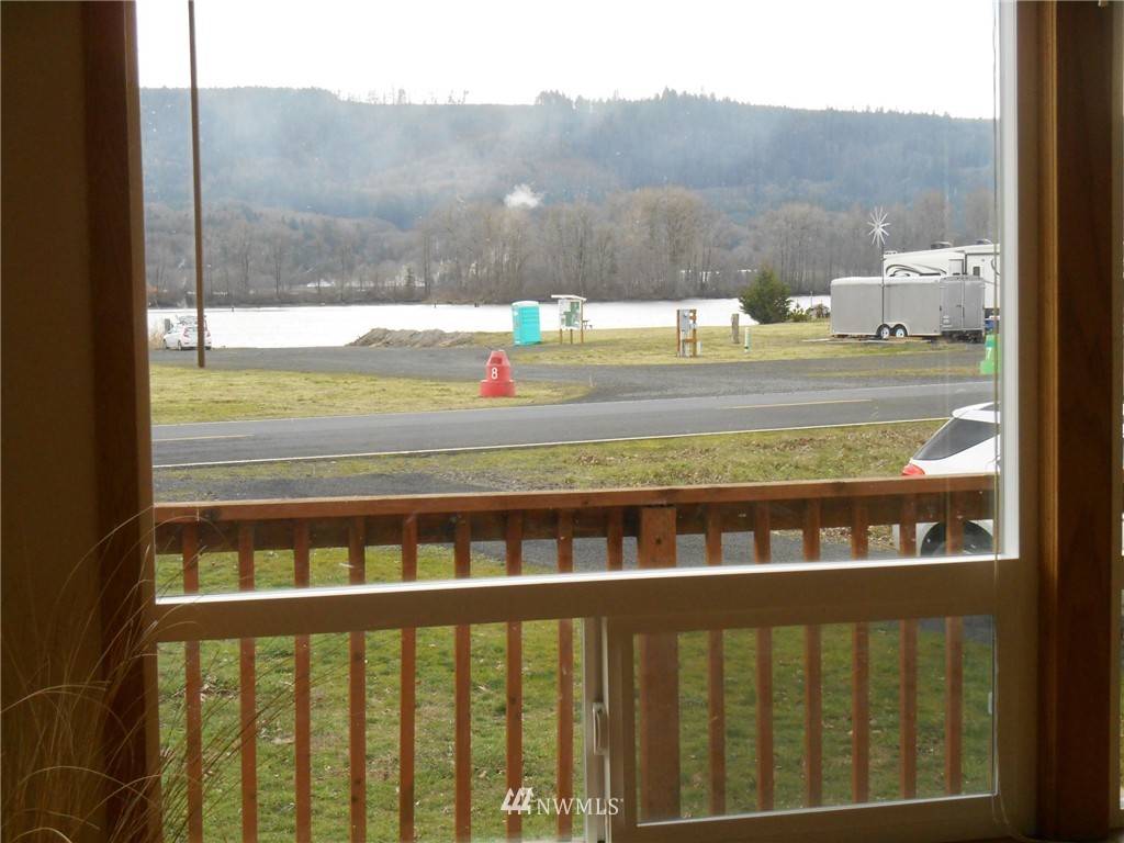 258 West Sunny Sands Road Cathlamet, WA 98612 - Photo 22 of 25 Gallery Image 22