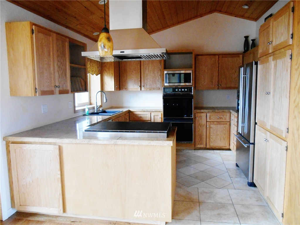 258 West Sunny Sands Road Cathlamet, WA 98612 - Photo 5 of 25 Gallery Image 5