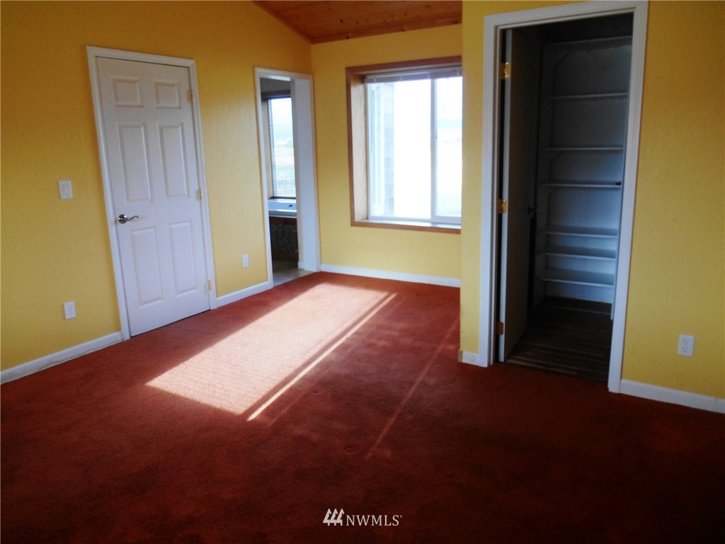 258 West Sunny Sands Road Cathlamet, WA 98612 - Photo 10 of 25 Gallery Image 10