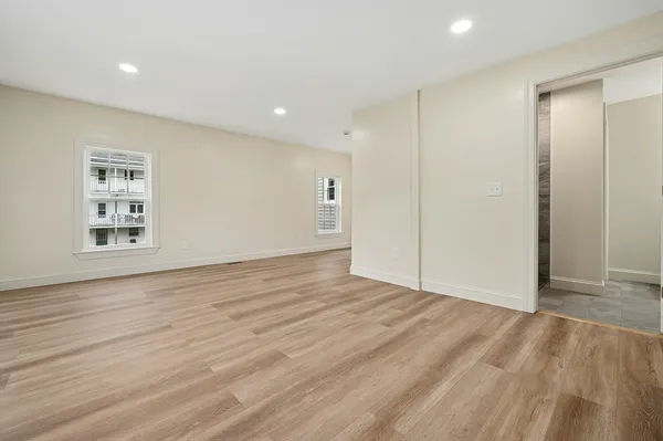 $1,850 | 95 South Main Street, Unit 2, North Brookfield, MA 01535
