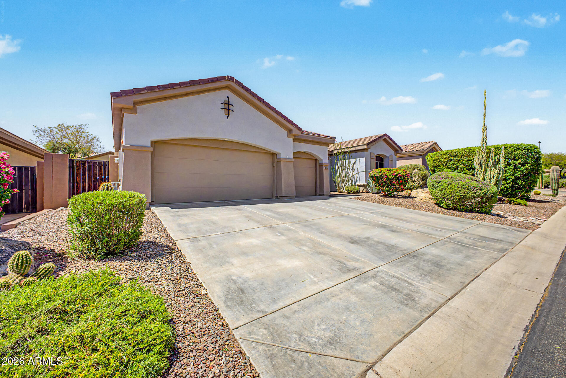 41116 North Lytham Way Phoenix, AZ 85086 - Photo 5 of 50 5 - Lytham