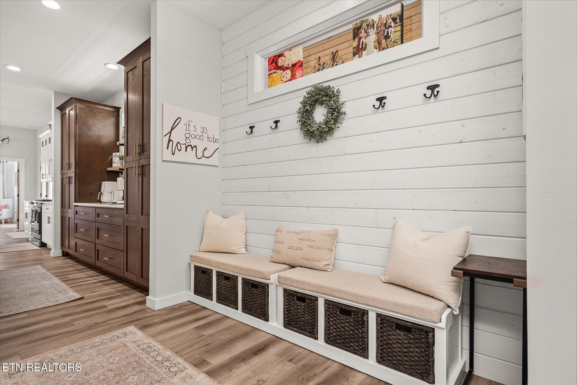 768 Winningham Road Crossville, TN 38572 - Photo 30 of 54 a view of a hallway with seating space