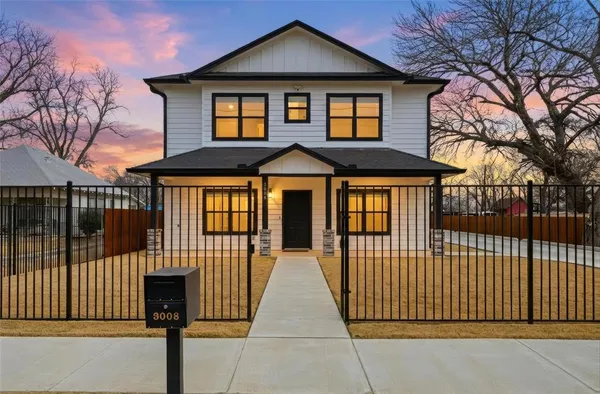 $899,000 | 3008 South 3rd Street, Waco, TX 76706