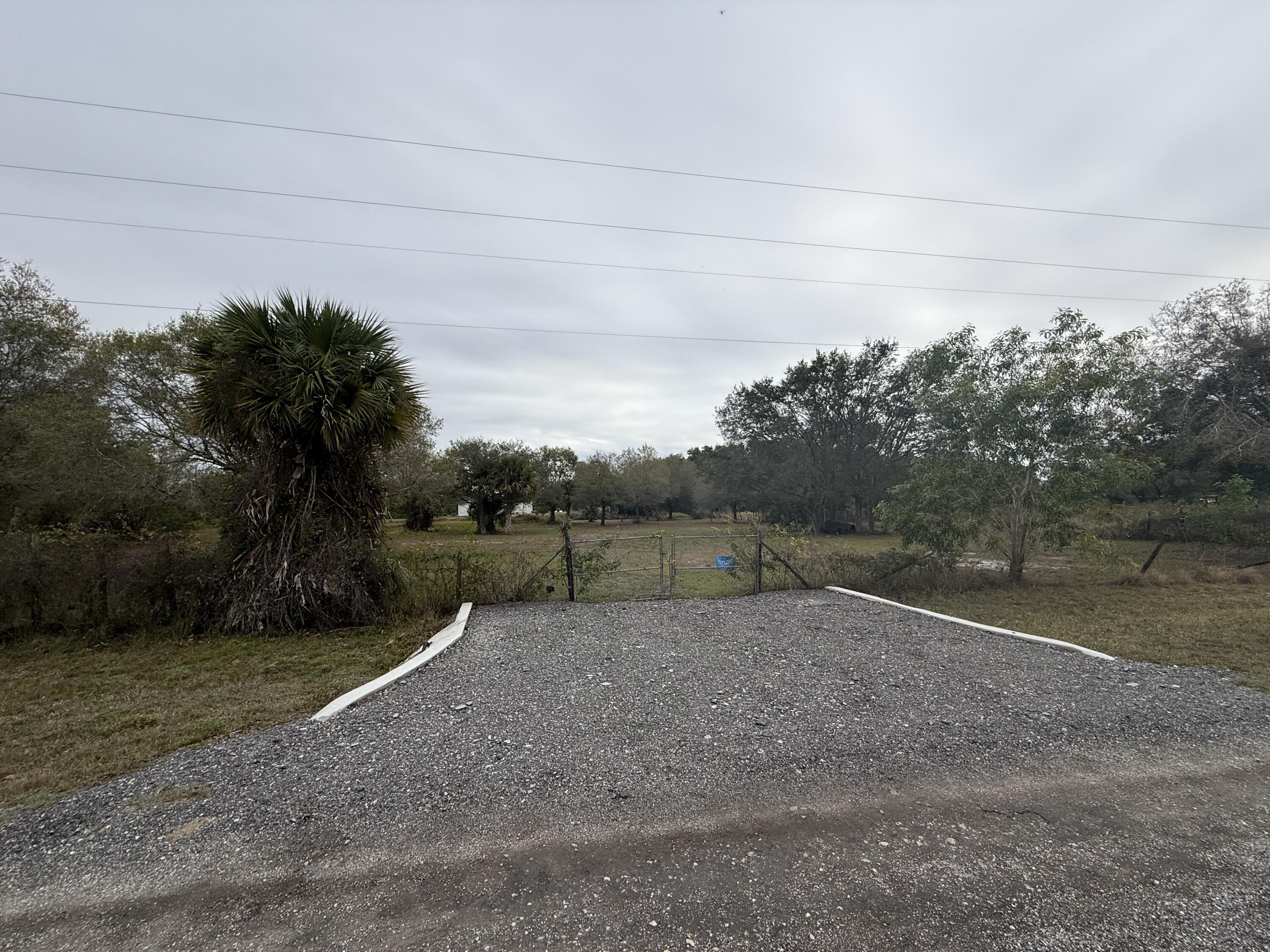 754 Hunting Club Avenue Clewiston, FL 33440 - Photo 19 of 31 IMG_9198