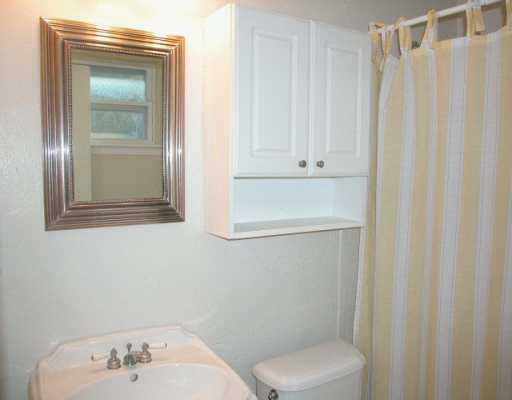 8909 Chretien Point Place River Ridge, LA 70123 - Photo 5 of 8