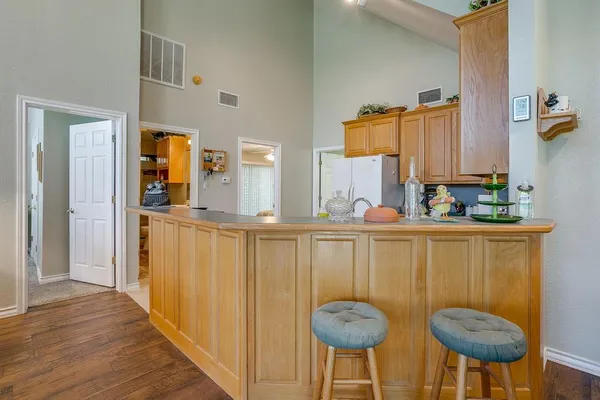 $499,900 | 922 South Lakeview Drive, Gordon, TX 76453