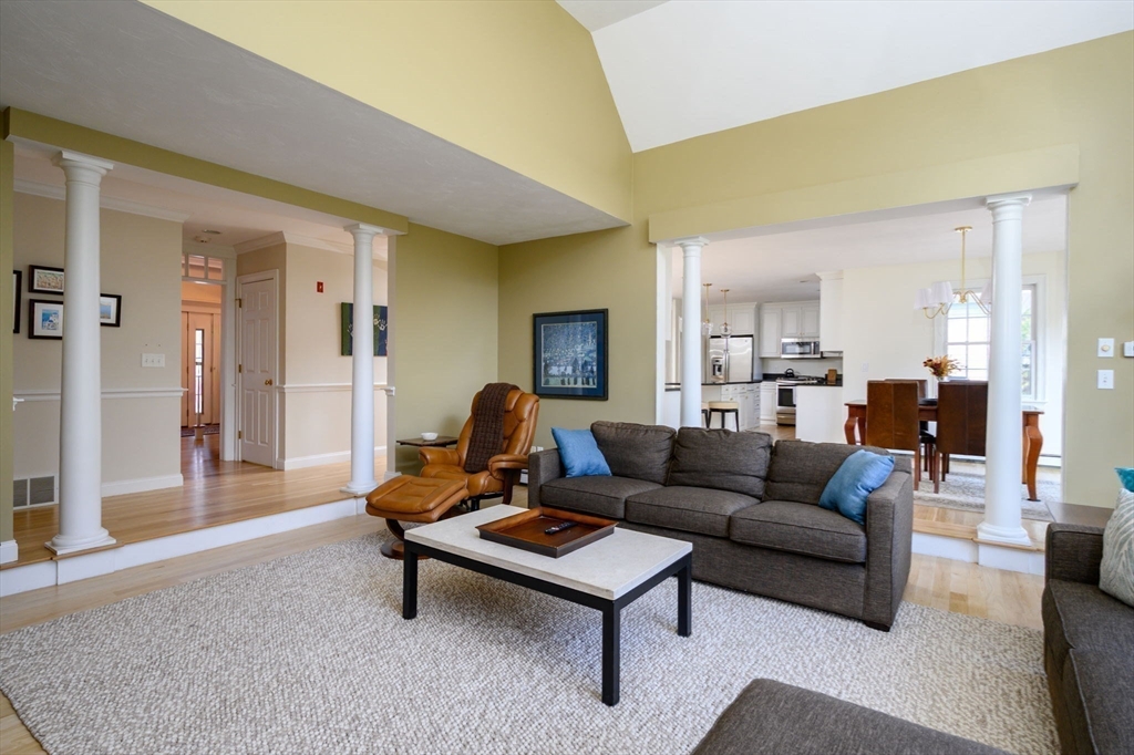 108 Deerfield Lane Hanover, MA 02339 - Photo 16 of 40