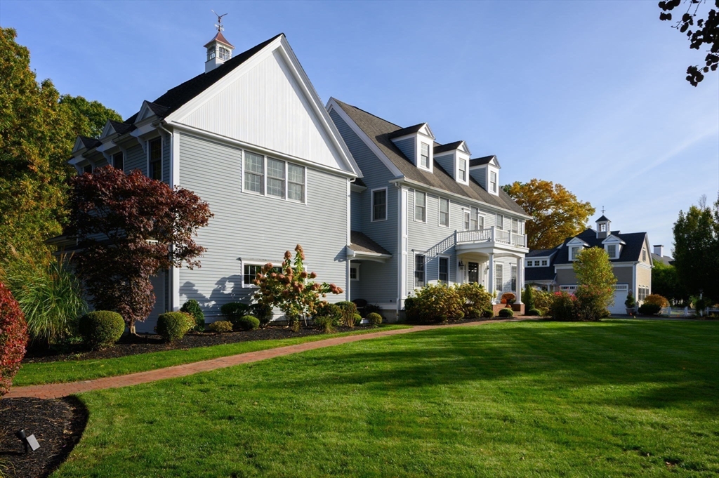 108 Deerfield Lane Hanover, MA 02339 - Photo 3 of 40