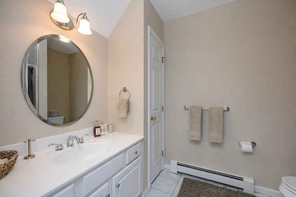 108 Deerfield Lane Hanover, MA 02339 - Photo 35 of 40