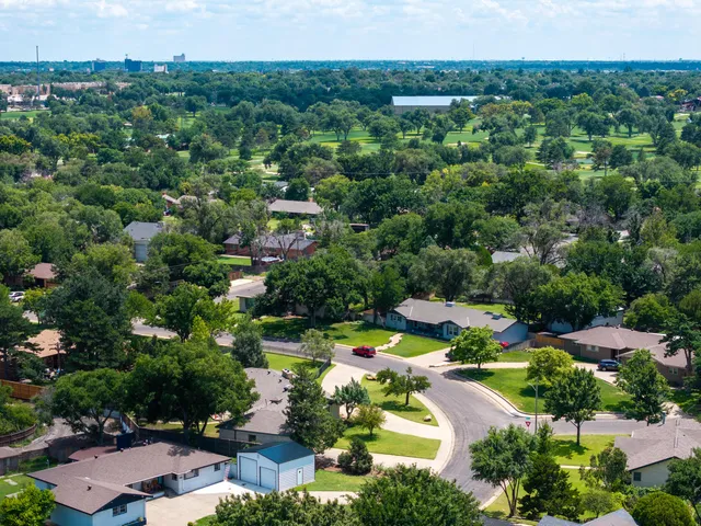 $440,000 | 4502 Southwest 2nd Avenue, Amarillo, TX 79106