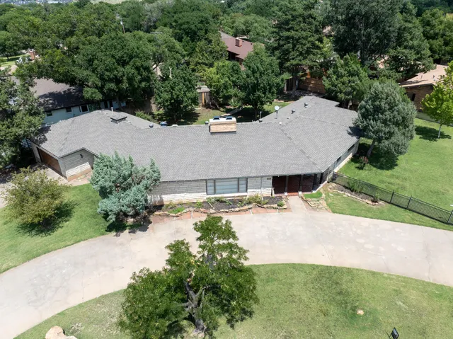 $440,000 | 4502 Southwest 2nd Avenue, Amarillo, TX 79106