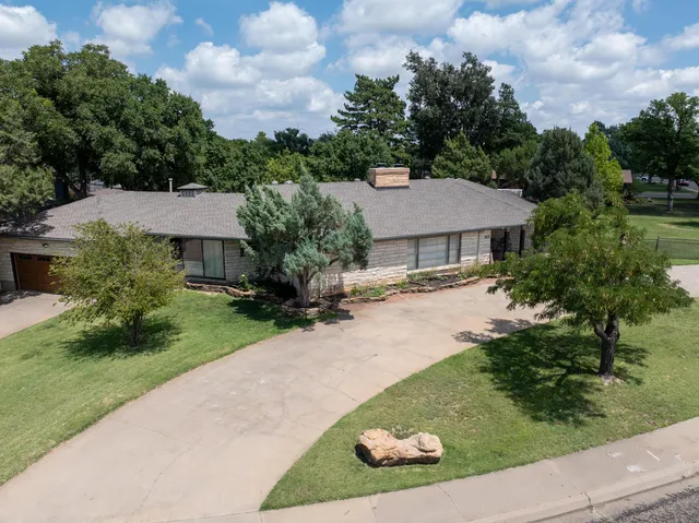 $440,000 | 4502 Southwest 2nd Avenue, Amarillo, TX 79106