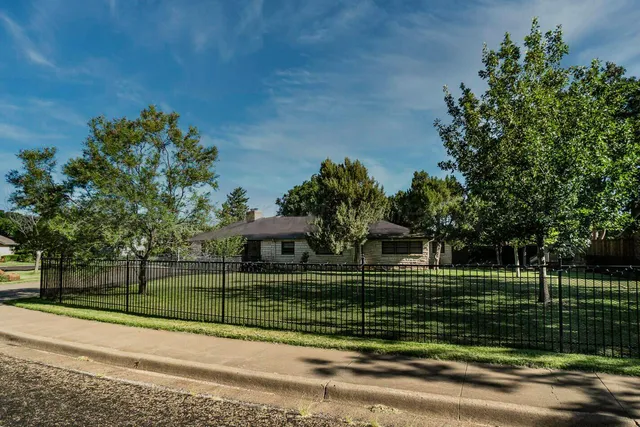 $440,000 | 4502 Southwest 2nd Avenue, Amarillo, TX 79106