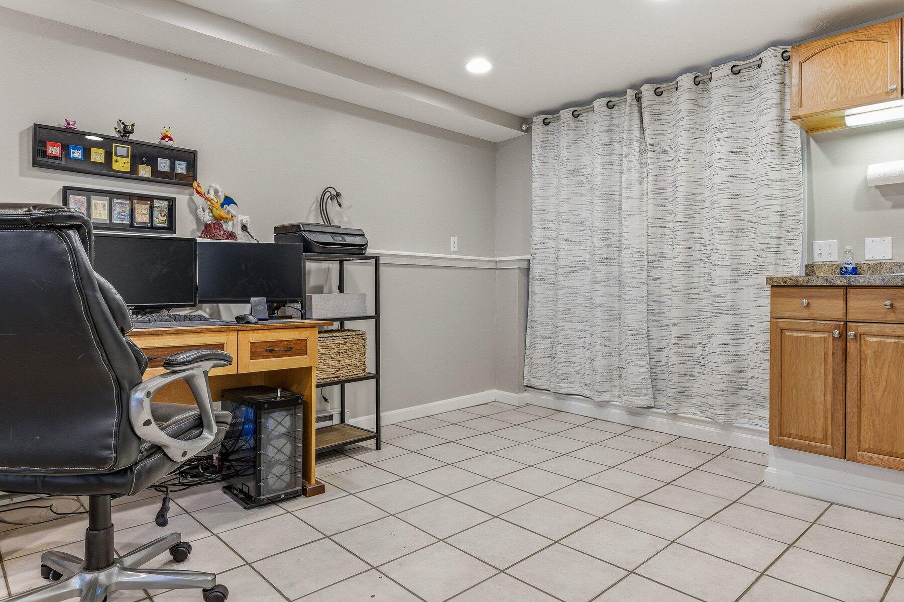 494 Back Road Shapleigh, ME 04076 - Photo 39 of 51 Wet Bar In Basement