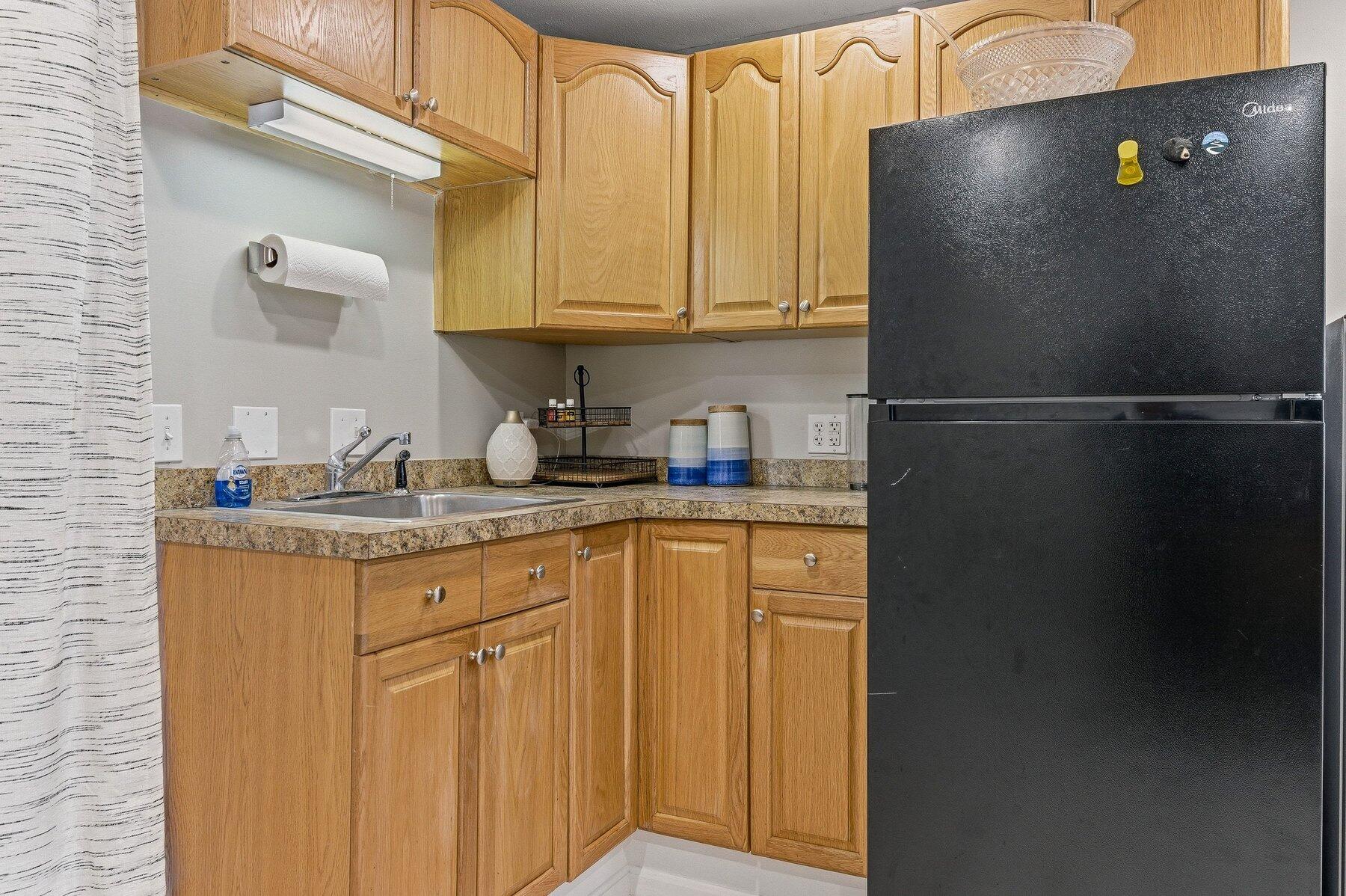 494 Back Road Shapleigh, ME 04076 - Photo 41 of 51 Wet Bar In Basement