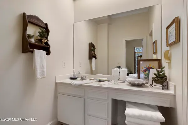 $450,000 | 5111 Canton Heights Drive, Jackson, MS 39211