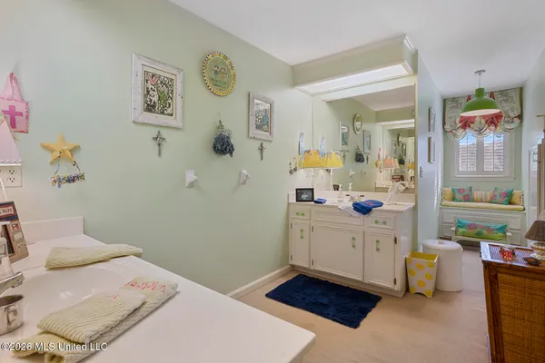 $450,000 | 5111 Canton Heights Drive, Jackson, MS 39211