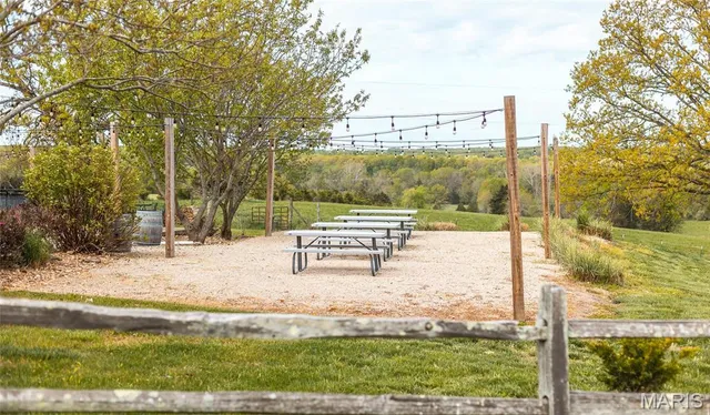 $999,000 | 5870 Old 66, Leasburg, MO 65535