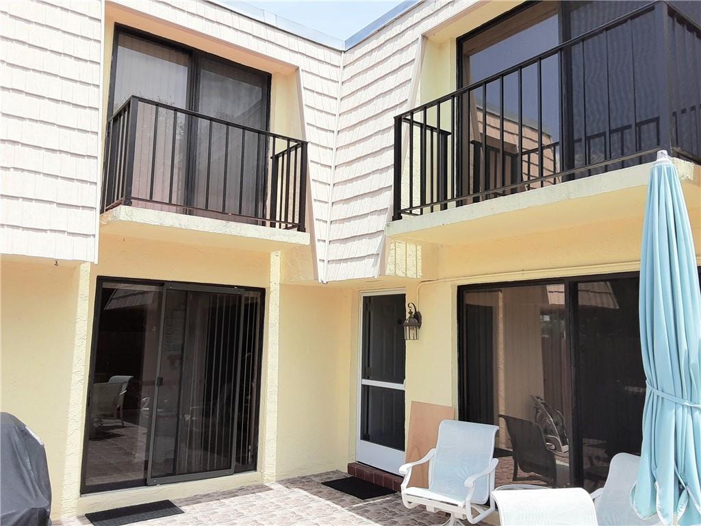 1170 6th Avenue, Unit 11D Vero Beach, FL 32960 - Photo 2 of 13