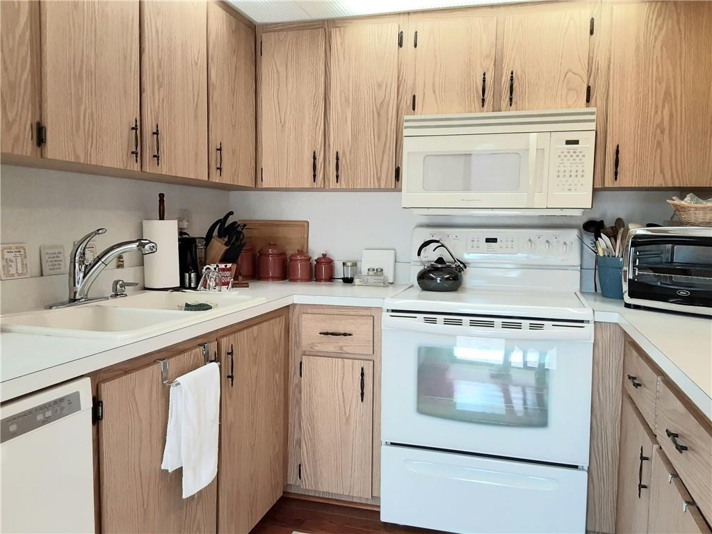 1170 6th Avenue, Unit 11D Vero Beach, FL 32960 - Photo 8 of 13