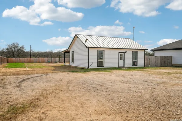 $199,900 | 325 Las Palomas Drive, Lytle, TX 78052