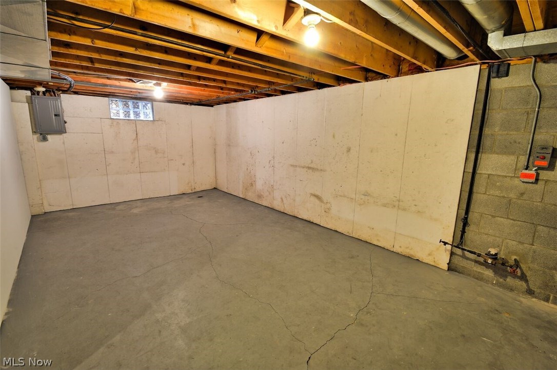 601 Carson Salt Springs Road Warren, OH 44481 - Photo 17 of 22 Gallery Image 17