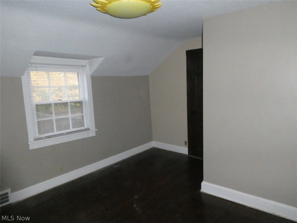 1100 Yellowstone Road Cleveland Heights, OH 44121 - Photo 13 of 19 Gallery Image 13