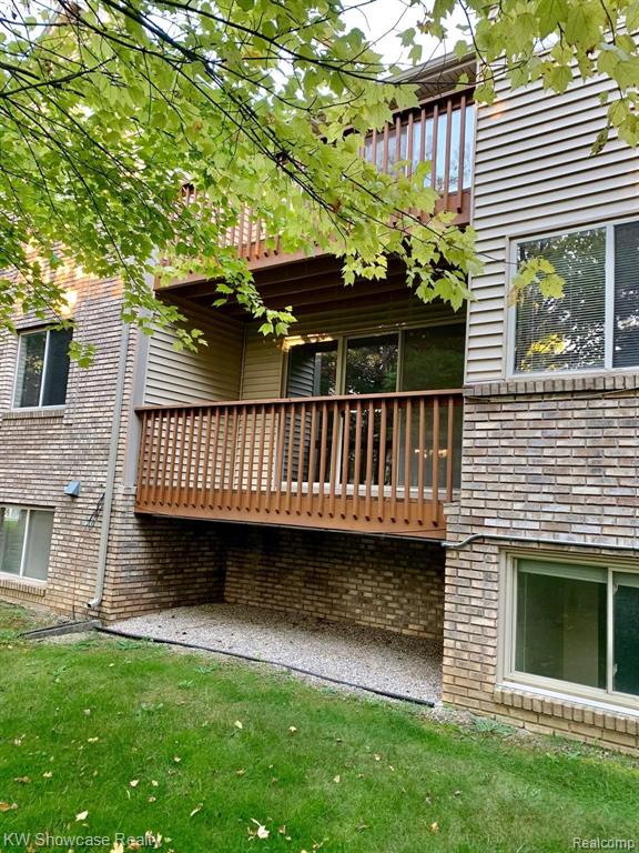 702 South Milford Road Milford, MI 48381 - Photo 31 of 43