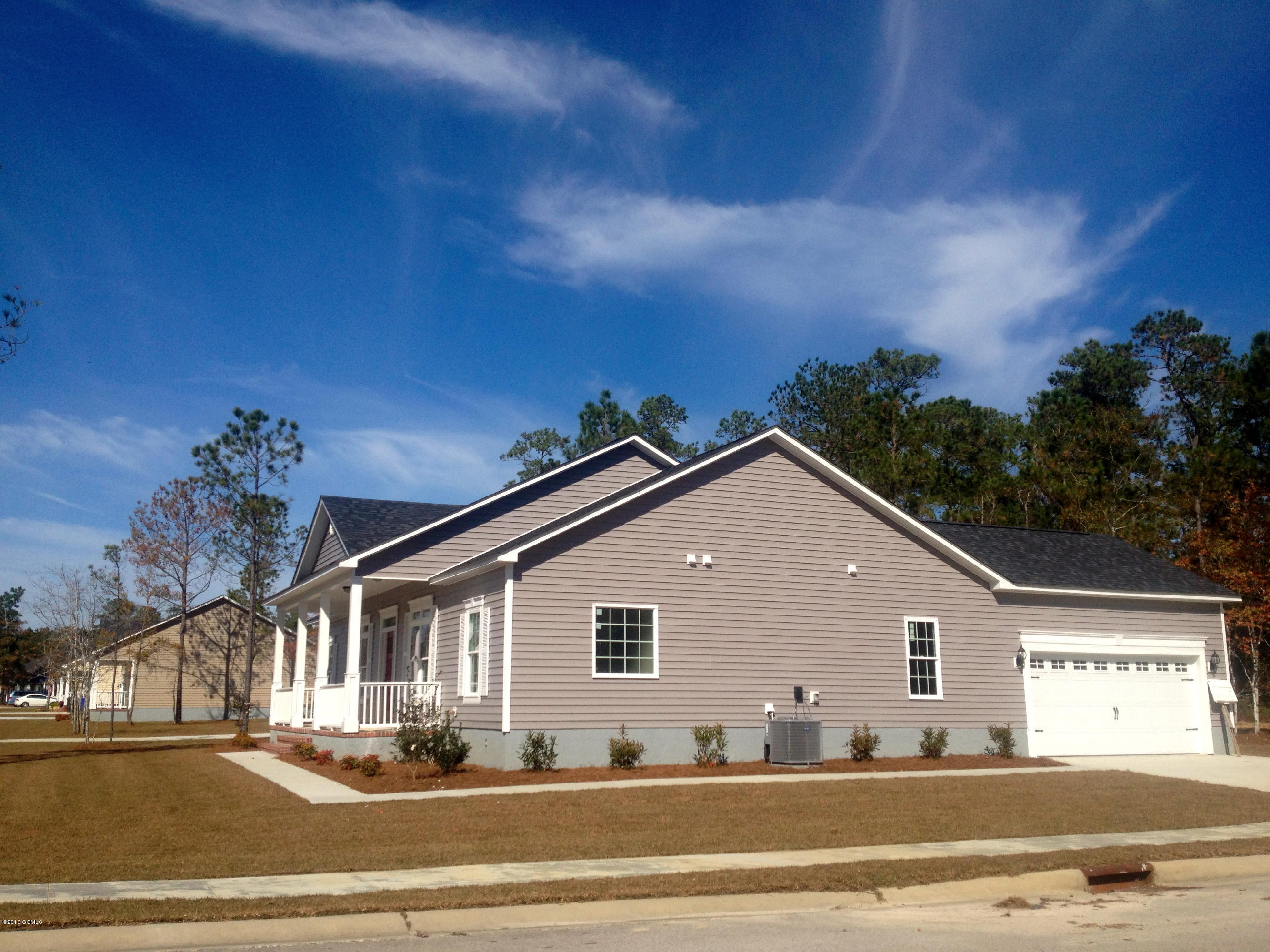 223 Brook Crossing Road Swansboro, NC 28584 - Photo 2 of 4 IMG_5861