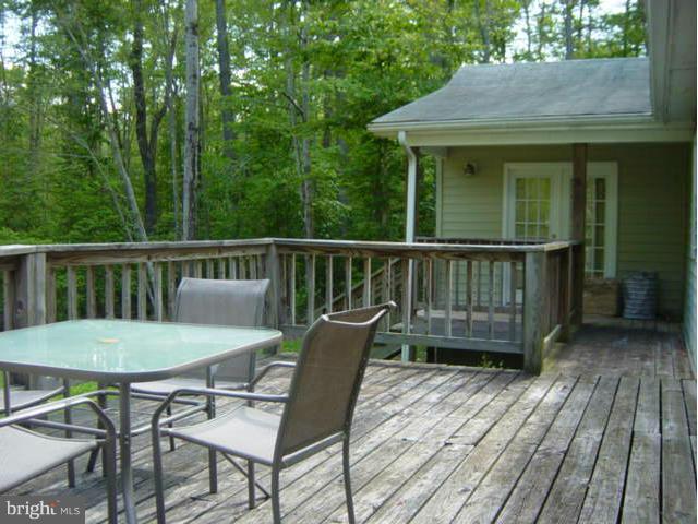 42243 Riva Ridge Drive Hollywood, MD 20636 - Photo 16 of 18 Exterior (Rear)