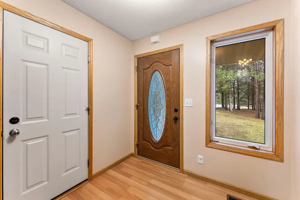 $450,000 | 1402 143rd Street, New Richmond, WI 54017