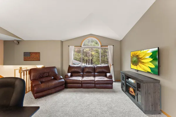 $450,000 | 1402 143rd Street, New Richmond, WI 54017