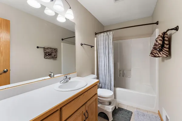 $450,000 | 1402 143rd Street, New Richmond, WI 54017