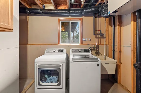 $450,000 | 1402 143rd Street, New Richmond, WI 54017