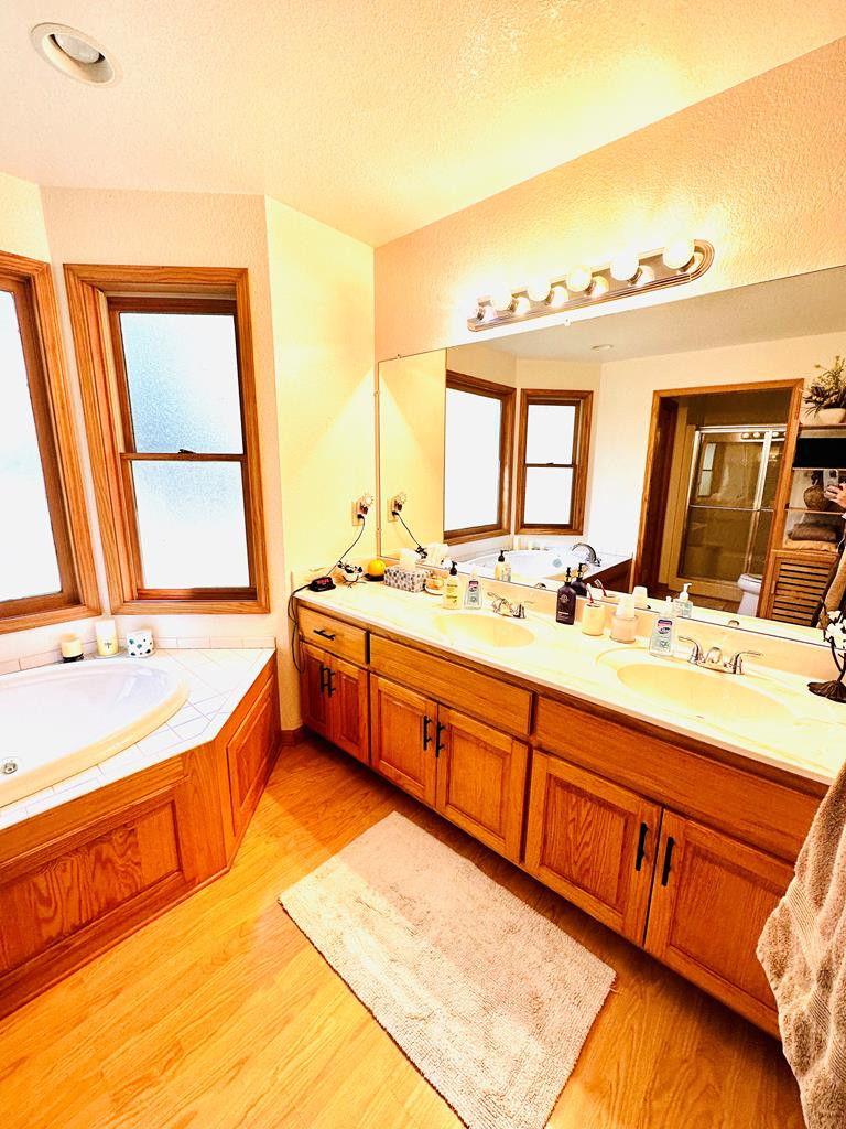 360 Preserve Road Murphy, NC 28906 - Photo 26 of 40 Master Bathroom