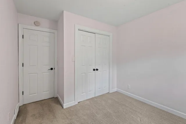 $569,999 | N20W28282 Oakton Road, Delafield, WI 53072