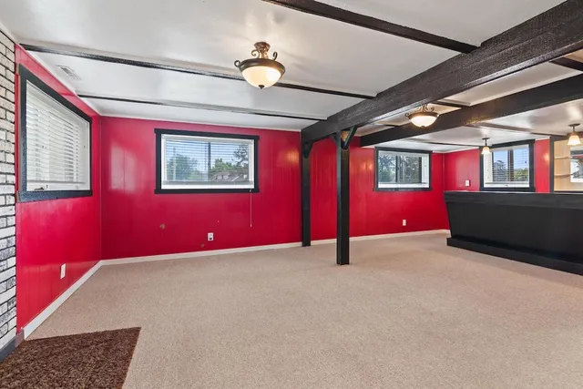 $569,999 | N20W28282 Oakton Road, Delafield, WI 53072