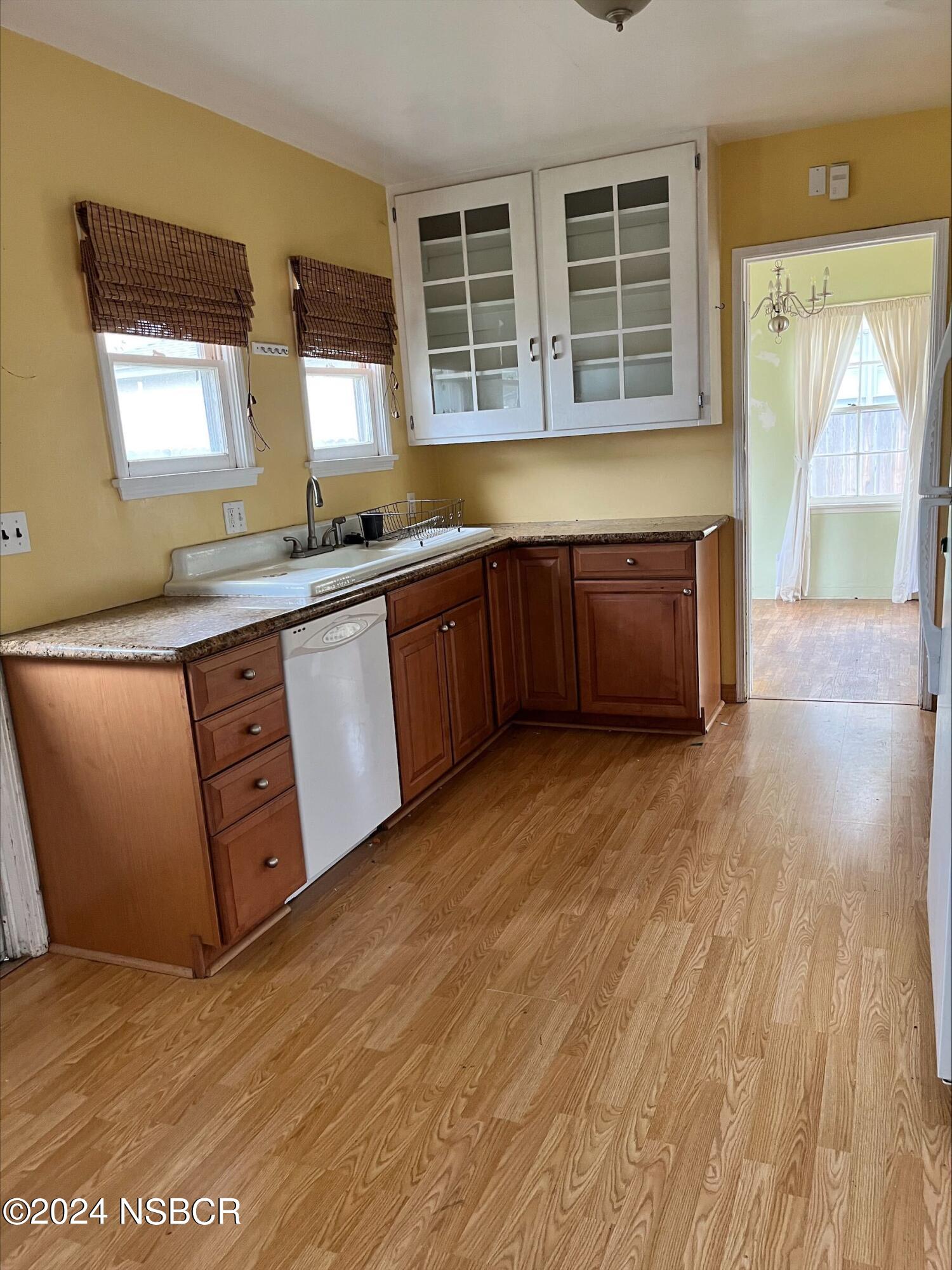 230 South L Street Lompoc, CA 93436 - Photo 4 of 13 processed-D1FF00DD-5D4D-49CD-A87D-89801E