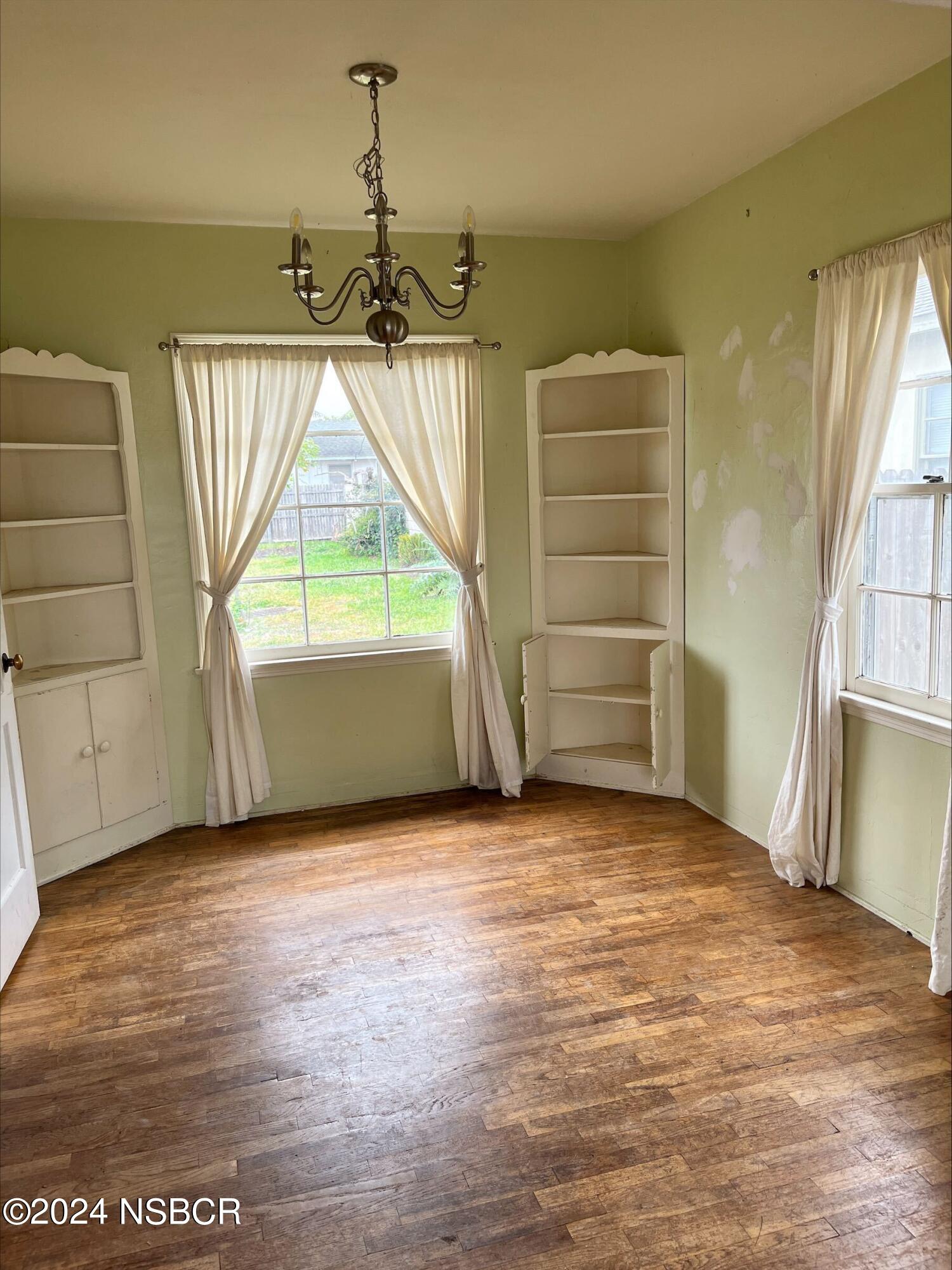 230 South L Street Lompoc, CA 93436 - Photo 5 of 13 processed-51FCB38F-1EFE-4206-AE1E-8BBEAD