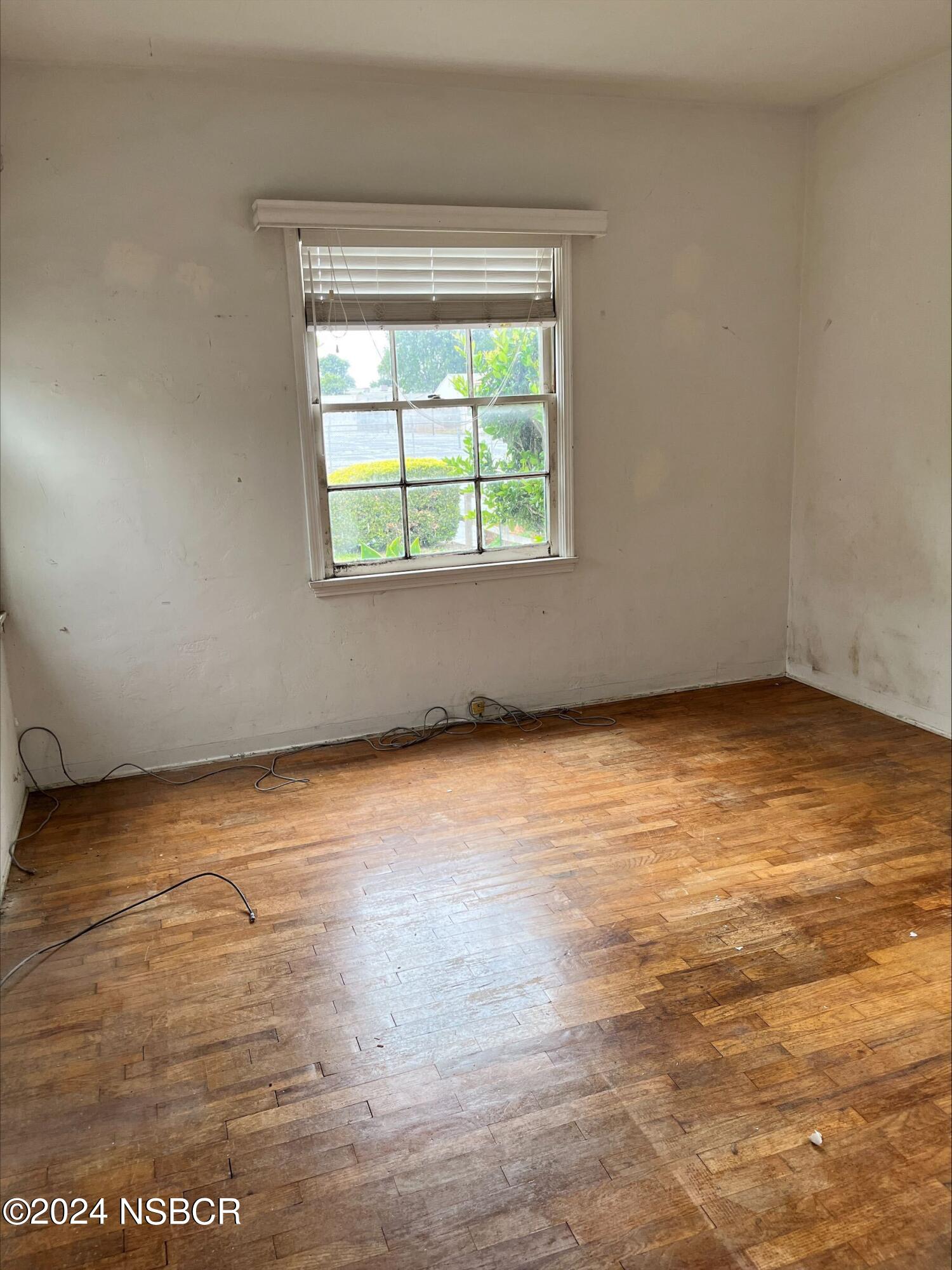 230 South L Street Lompoc, CA 93436 - Photo 9 of 13 processed-D4EAE61D-E4BC-4440-9B8A-CFE4BF