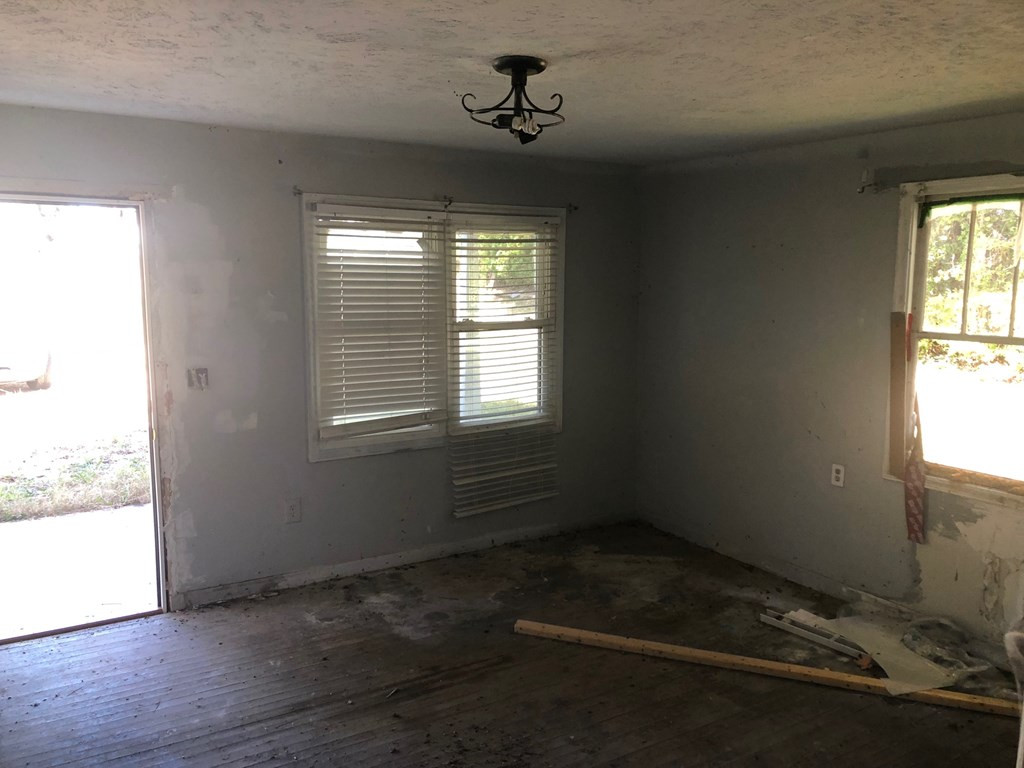 655 Edgefield Road North Augusta, SC 29841 - Photo 4 of 16